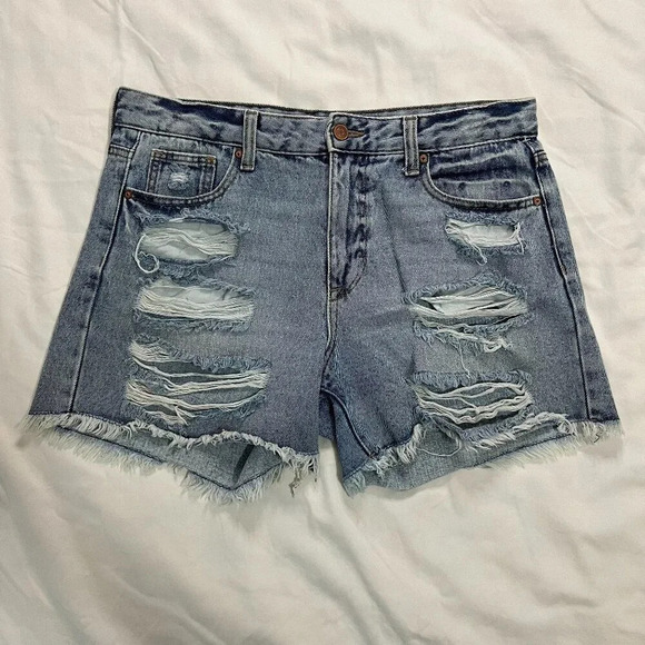 Celebrity Pink Pants - Celebrity Pink | Medium Wash Distressed High Waist Denim Jean Shorts | Size 7